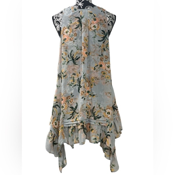 MAEVE by ANTHROPOLOGIE Floral Sheer Ruffle Asymmetrical top - Picture 2 of 12